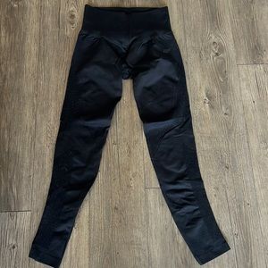 MyProtein black leggings